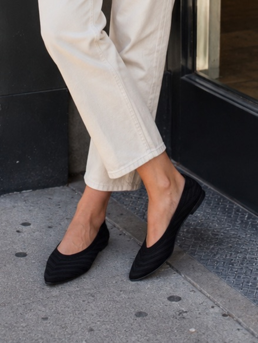 Black Chevron Mesh Knit Ballet Flats Comfort Slip On -Size 38 (US 7.5)